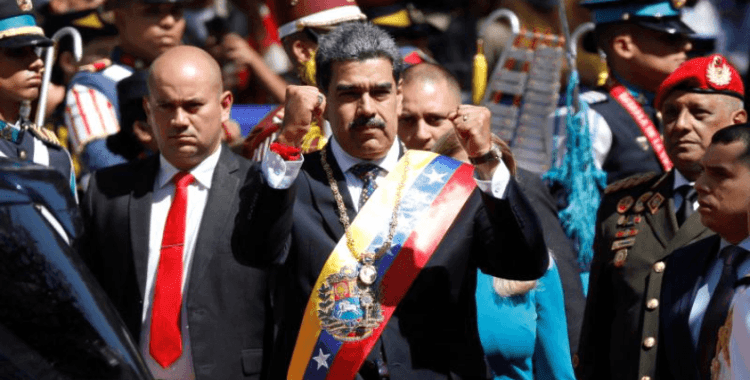 Venezuela'da Maduro devlet başkanlığı için yemin etti