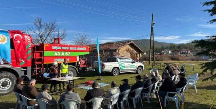 Kütahya’da orman köylülerine “Orman yangınları ile mücadele yöntemleri” konulu eğitim
