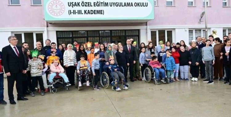 Uşak’ta ‘Okulumda Sağlıklı Besleniyorum’ projesi meyve şenliği etkinliği yapıldı
