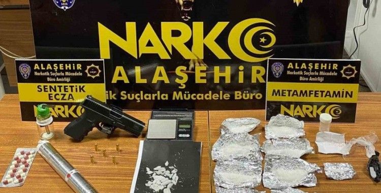 Alaşehir Polisi uyuşturuya geçit vermiyor
