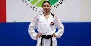 Karate sporcusu Zümra Rezzan, Fransa’da Türk Bayrağı’nı dalgalandıracak
