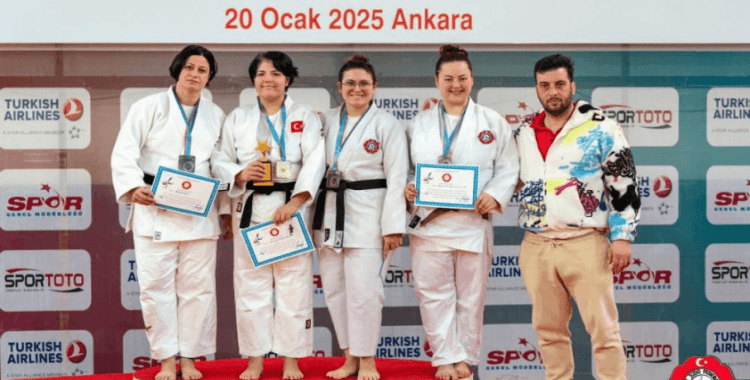 Eskişehirli sporcular judo şampiyonasından madalyalarla döndü