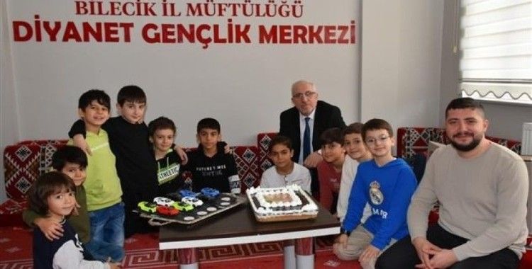 Minik öğrencilerin kamp coşkusu
