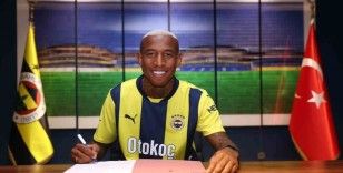 Anderson Talisca, Fenerbahçe ile sözleşme imzaladı
