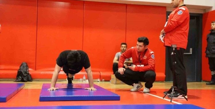 İtfaiye eri olabilmek için ter döktüler
