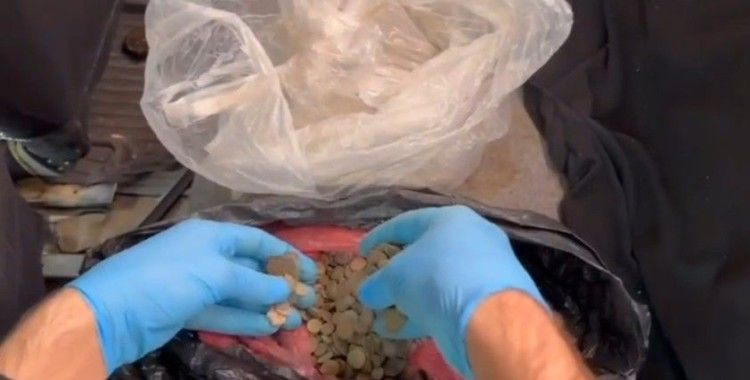 Isparta’da tarihi eser kaçakçılığı operasyonu: 2 bin 3 adet sikke ele geçirildi
