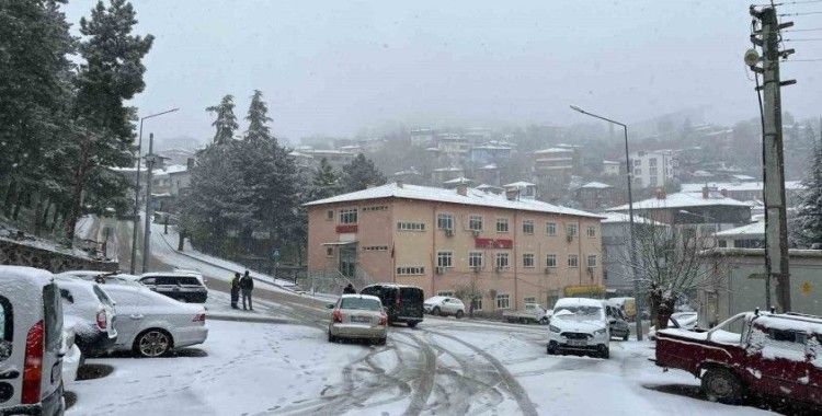 Çorum’un 3 ilçesinde eğitime kar engeli
