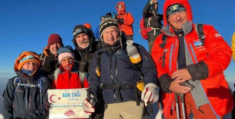 Türkiye’nin çatısı dağcıları ağırlamaya devam ediyor
