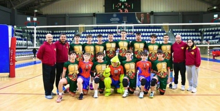Akhisar İlçe Spor Kulübü Erkek Voleybol Takımı Türkiye Finallerinde
