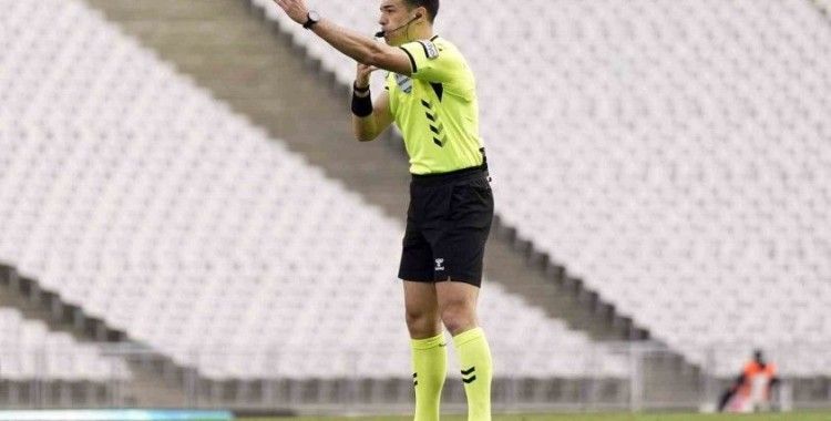 Fenerbahçe - Kayserispor maçını Oğuzhan Çakır yönetecek
