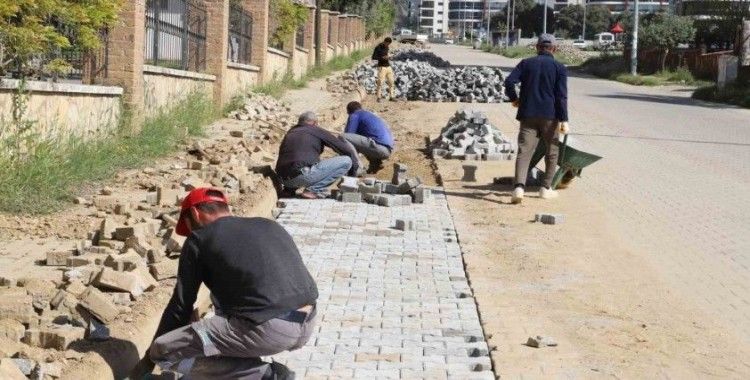 Nazilli’de yol yenileme ve bakım çalışmaları sürüyor
