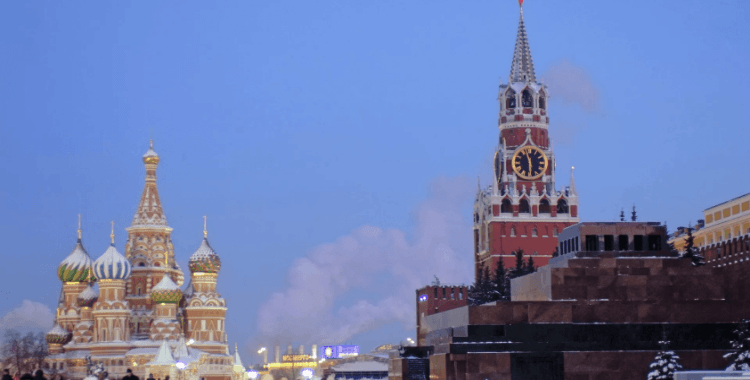 Kremlin: Putin ve Katar Emiri Al Sani Moskova’da bir araya gelecek