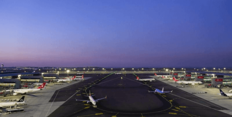 İstanbul Havalimanı'nda aynı anda 3 uçak iniş veya kalkış yapabilecek