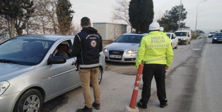 Bilecik’te araması olan 2 şüpheli yakalandı
