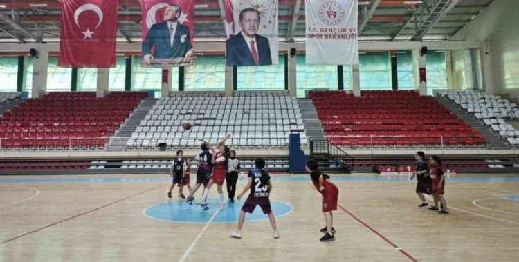Erzincan’da 23 Nisan Basketbol heyecanı yaşandı
