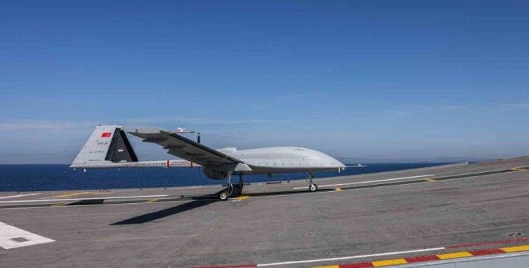 Bayraktar TB3’ten TCG Anadolu’ya başarılı 4 sorti
