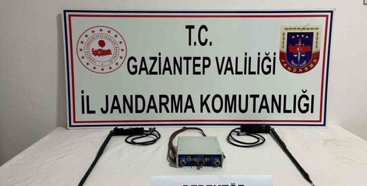 Gaziantep’te kaçak kazı yapan 3 şahıs suçüstü yakalandı
