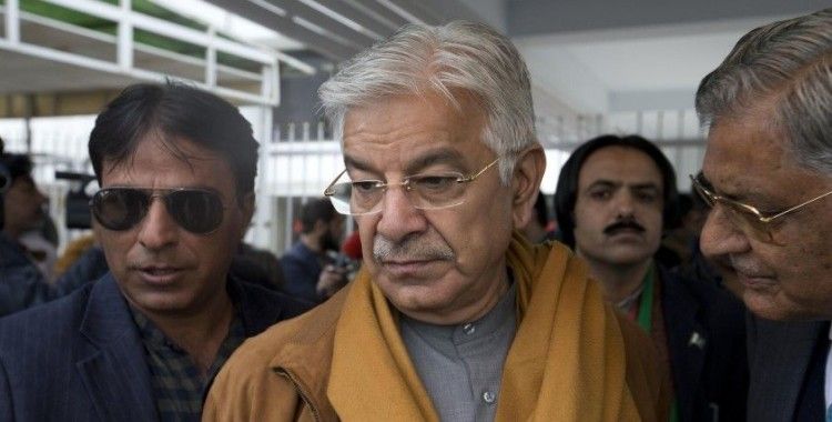 Pakistan Savunma Bakanı, Hindistan'la gerilimden tedirgin: ‘Savaşa yol açabilir’