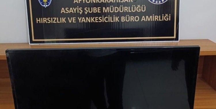 Muayene için gittiği hastanede televizyon çaldı
