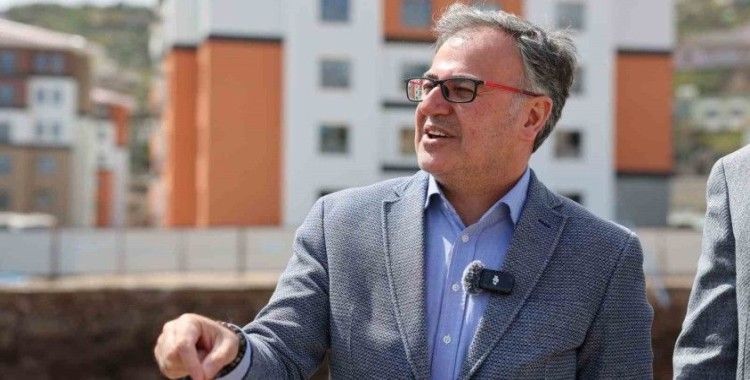 Başkan Özdoğan: "Yeni iş merkezimiz, Hacılar’ın ticari hayatına güç katacak"
