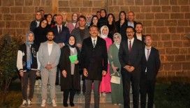 Vali Çelik, "Kitap Kulübü" etkinliğine katıldı
