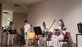 Mesir Ortaokulu öğrencilerinden unutulmaz müzik şöleni
