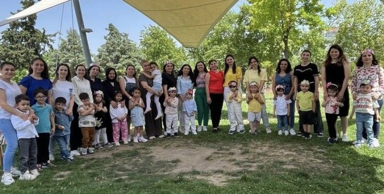 Anneler ve çocuklar doyasıya eğlendi
