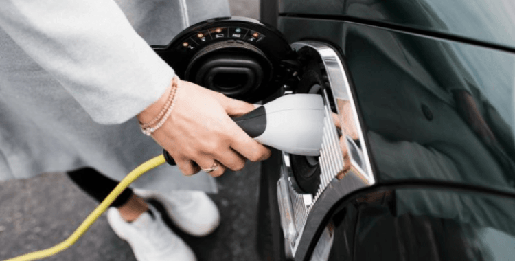 Elektrikli araç satışları nisanda yüzde 29 arttı
