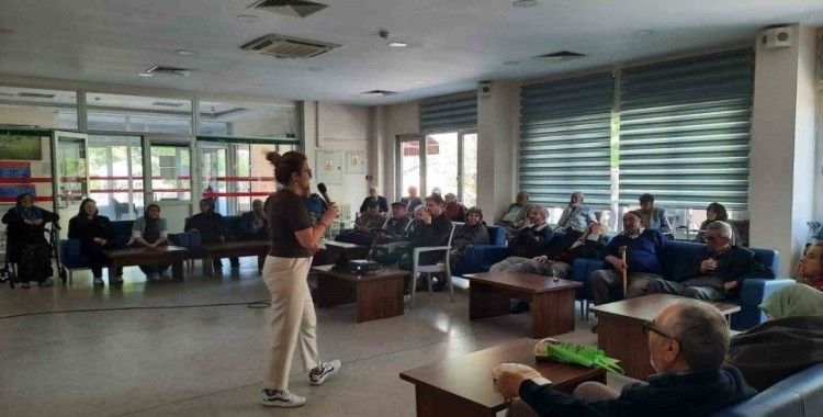 Yaşlılara ’Ekonomik ve Dijital Dolandırıcılık’ eğitimi verildi
