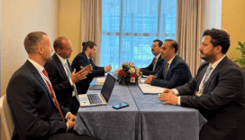 Bakan Kacır'dan Polonya'da diplomasi trafiği