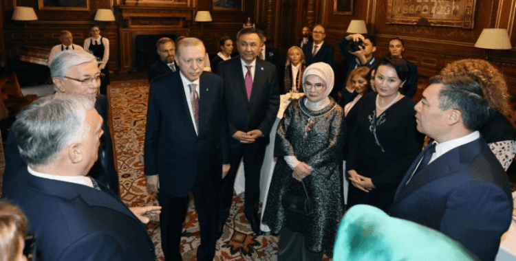 Cumhurbaşkanı Erdoğan Macaristan'da kültürel programa katıldı