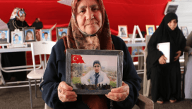 Diyarbakır'da evlat nöbetinde olan anne: 'İnşallah barış olur, çocuklar eve döner'