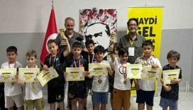 İzmir’de, 19 Mayıs satranç turnuvasına 110 sporcu katıldı
