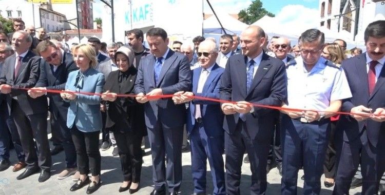 Kütahya İstihdam ve Kariyer Fuarı açıldı
