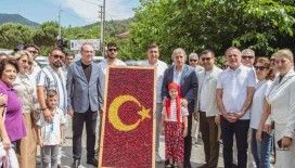 Kuşadası’nda kiraz şenliği coşkusu
