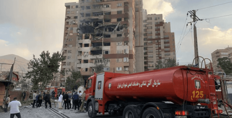 İran devlet televizyonu: İsrail saldırılarında 5 kişi hayatını kaybetti