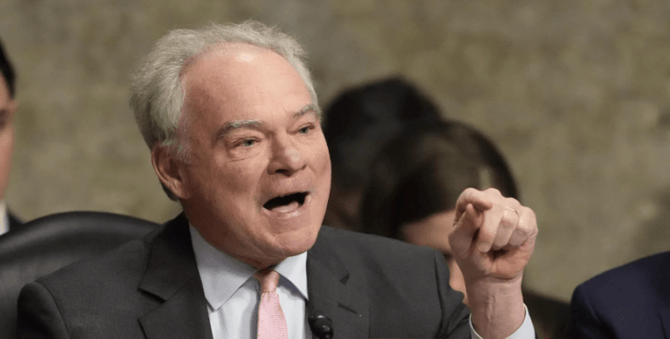 ABD'de Senatör Kaine'den, Başkan Trump'ın İran'a karşı askeri güç kullanmasını önleme çağrısı