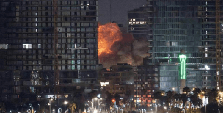 İngiltere, İsrail'deki diplomatlarının ailelerini geri çekti