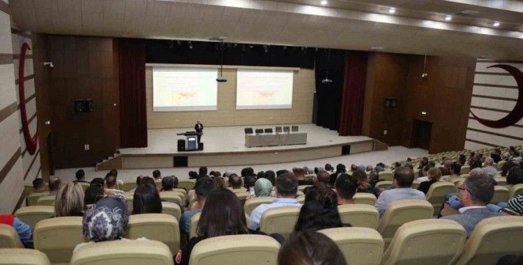 Erzurum’da kamu personeline "Kırım Kongo Kanamalı Ateşi "eğitimi
