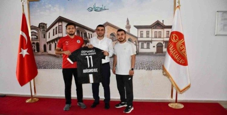 Osmaneli’nde spor alanında yürütülen çalışmalar değerlendirildi
