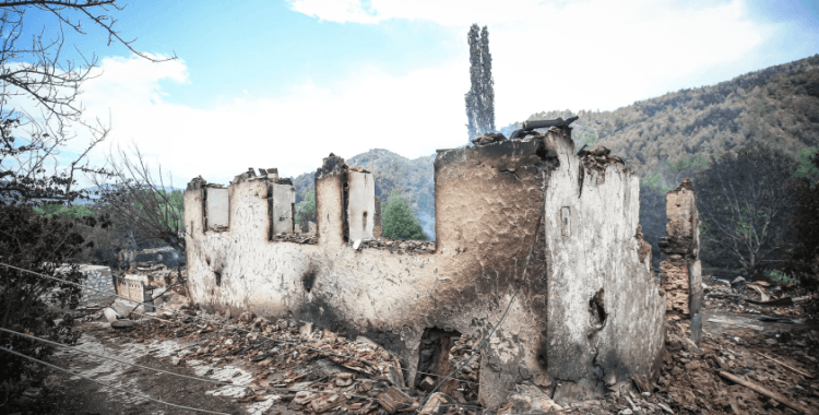 Bilecik'te yangın bilançosu ağır: Yangında 23'ü ev olmak üzere toplam 47 birim yıkıldı, çok sayıda ağır hasarlı yapı var