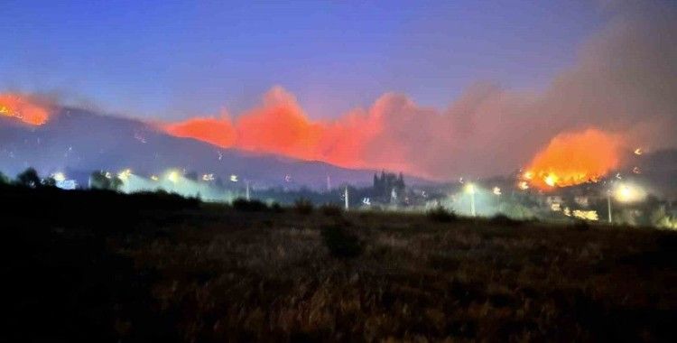 Hatay’da 12. saatte orman yangını sürüyor: Bin 800 kişi tahliye edildi
