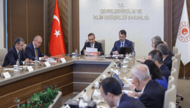 Bakanlar Kurum ve Kacır, Elazığ heyetiyle bir araya geldi