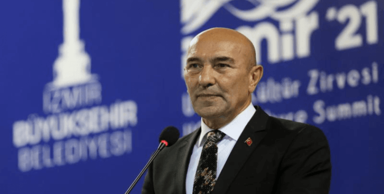 Eski İzmir Büyükşehir Belediye Başkanı Tunç Soyer, yolsuzluk soruşturmasında tutuklandı