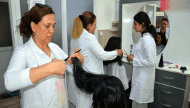 Kadınlara yönelik mesleki kurslar sürüyor