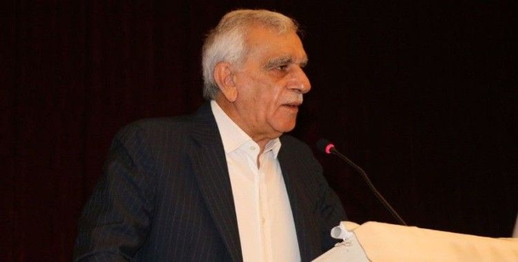 DEM Partili Ahmet Türk'ün yurt dışı çıkış yasağı kaldırıldı