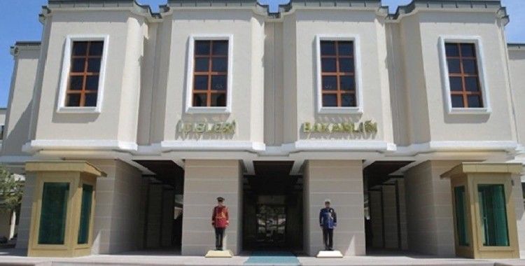 İçişleri Bakanlığı, 15 Temmuz'da 'Atatürk fotoğrafları yasaklandı' iddiasını yalanladı