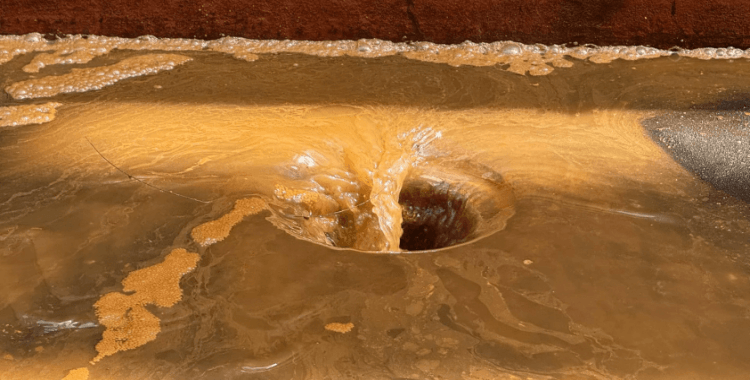 Marmara Denizi'ni kirleten tersaneye 3.7 milyon lira ceza