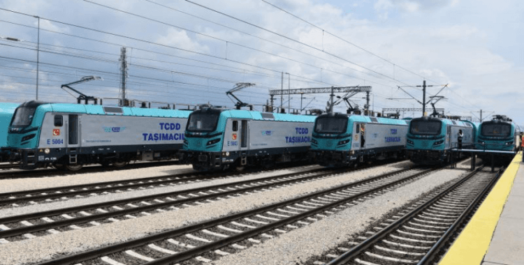 Yerli ve milli lokomotif ilk seferini tamamladı