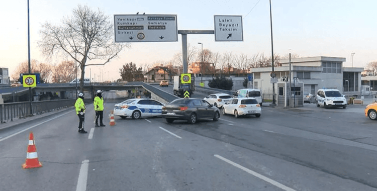 Valilik duyurdu: İstanbul'da 30 Ağustos Zafer Bayramı için trafiğe kapatılacak yollar belli oldu